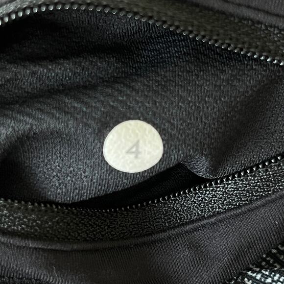 Lululemon Run Inspire Crop II All Luxtreme Leggings Burlap Texture Black Dune - Picture 3 of 3